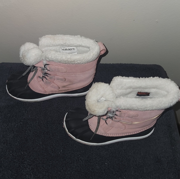 Cat & Jack Pink and Black Girl Winter Waterproof Snow Boots Size 13 Little Girls - Picture 6 of 15